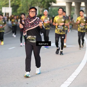 Runner Photo 6424258