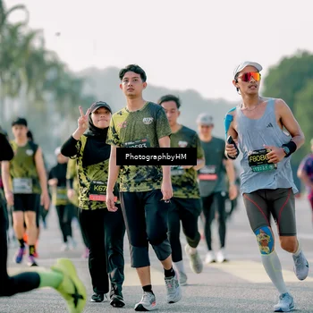 Runner Photo 6424261