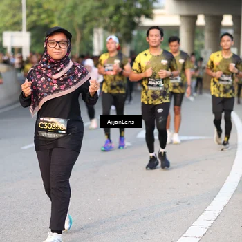 Runner Photo 6424267