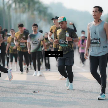 Runner Photo 6424273