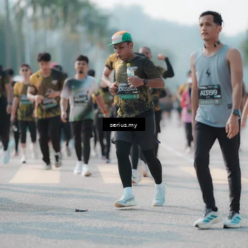 Runner Photo 6424274