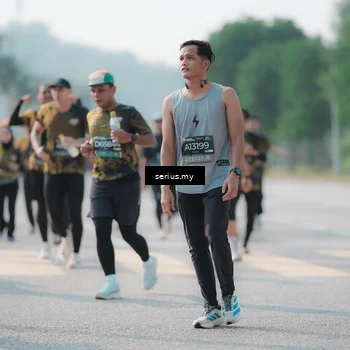 Runner Photo 6424275