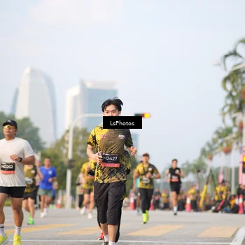 Runner Photo 6424282