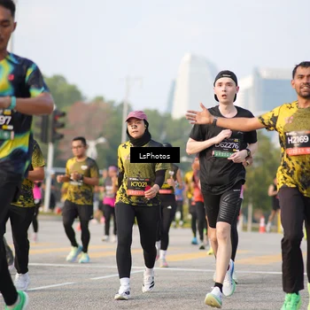 Runner Photo 6424293