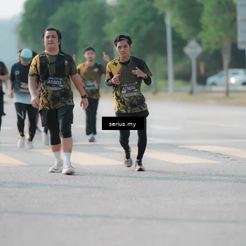 Runner Photo 6424302