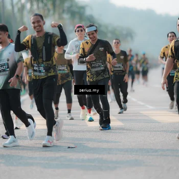 Runner Photo 6424309