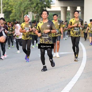 Runner Photo 6424319