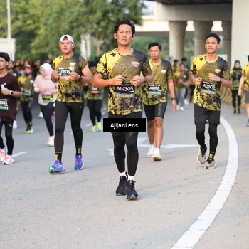 Runner Photo 6424331