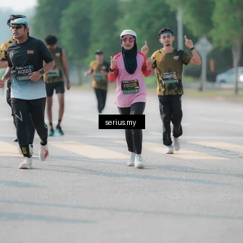 Runner Photo 6424356