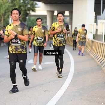 Runner Photo 6424378