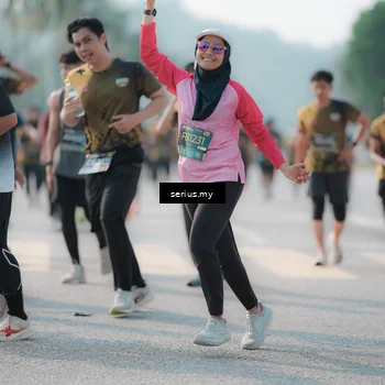 Runner Photo 6424381