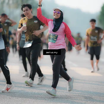 Runner Photo 6424383