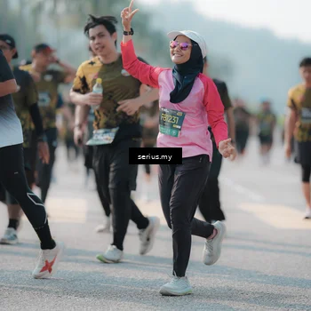 Runner Photo 6424387
