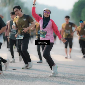 Runner Photo 6424388