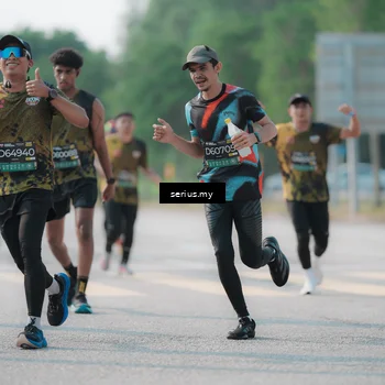 Runner Photo 6424402