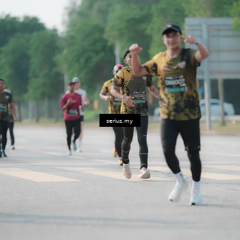 Runner Photo 6424429