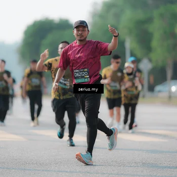 Runner Photo 6424433