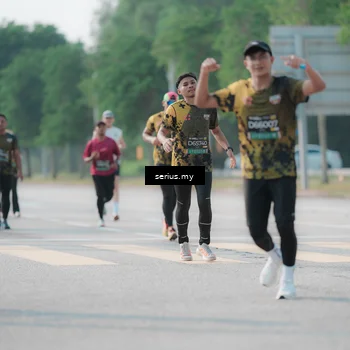 Runner Photo 6424436