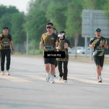 Runner Photo 6424463