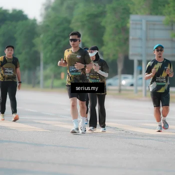 Runner Photo 6424464