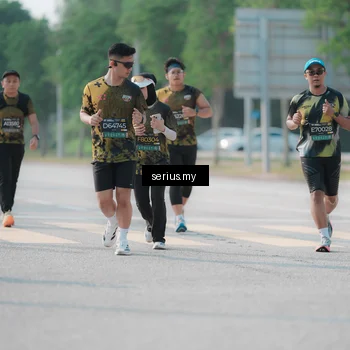 Runner Photo 6424470