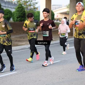 Runner Photo 6424476