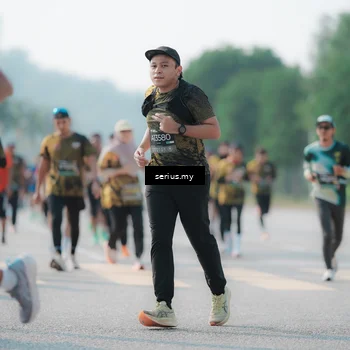 Runner Photo 6424493