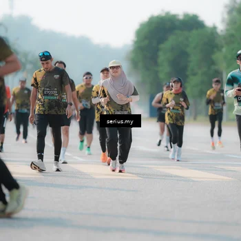 Runner Photo 6424498