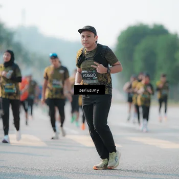 Runner Photo 6424501