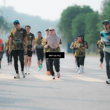 Runner Photo 6424513