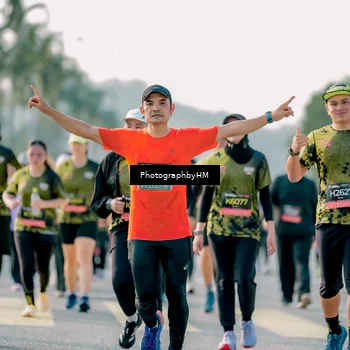 Runner Photo 6424555