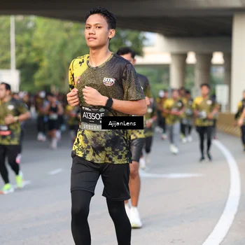 Runner Photo 6424575
