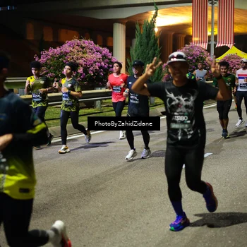 Runner Photo 6424605