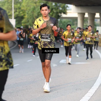 Runner Photo 6424630
