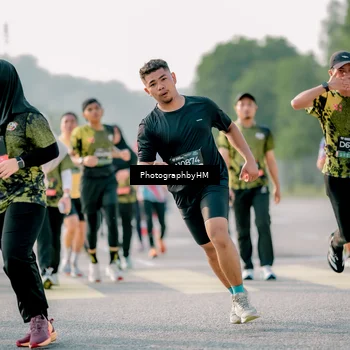 Runner Photo 6424634