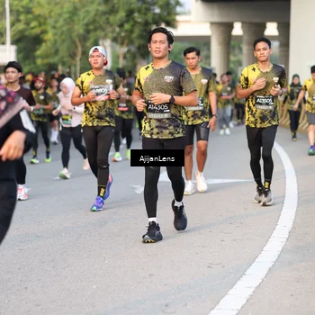 Runner Photo 6424644