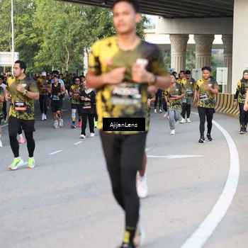 Runner Photo 6424649