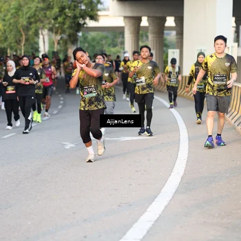 Runner Photo 6424661