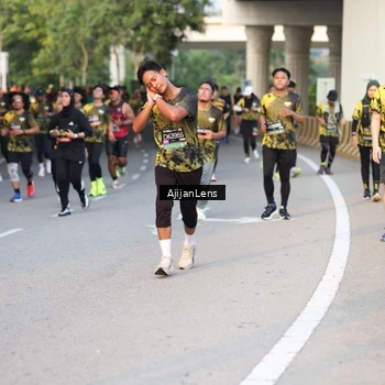 Runner Photo 6424685