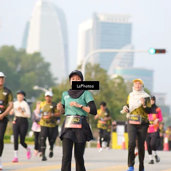 Runner Photo 6424735