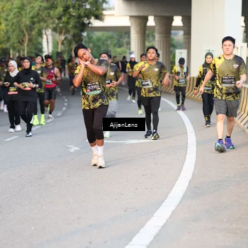 Runner Photo 6424739