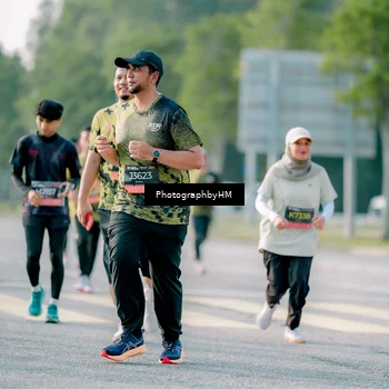 Runner Photo 6424863