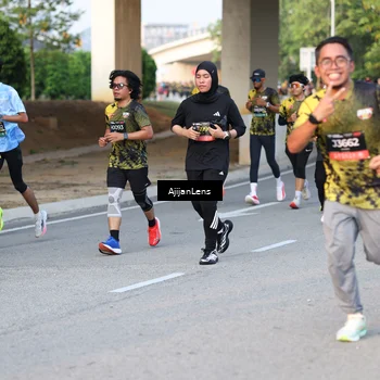 Runner Photo 6424868