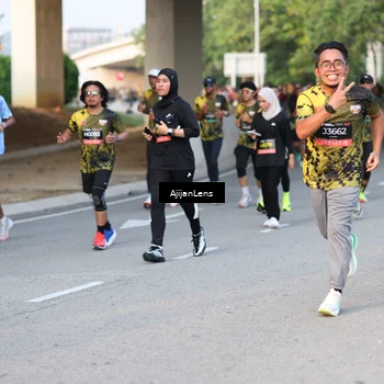 Runner Photo 6424887