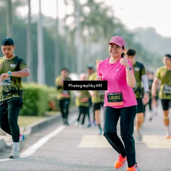 Runner Photo 6424900