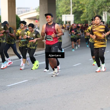 Runner Photo 6424914