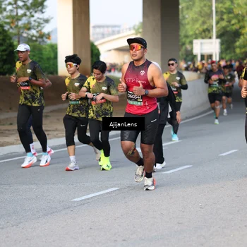 Runner Photo 6424950