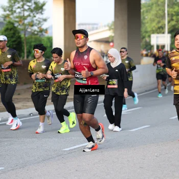 Runner Photo 6424988