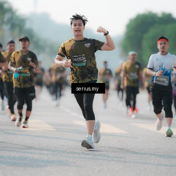 Runner Photo 6425028