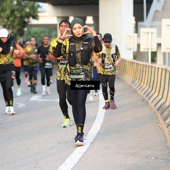Runner Photo 6425035